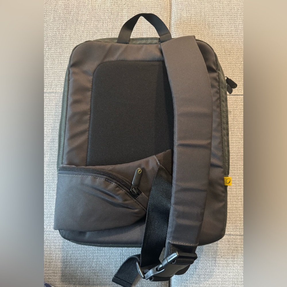 Incase ICON Crossbody Shoulder Bag- Grey and Black Laptop Bag